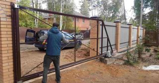 Купить услугу монтаж ворот Чебаркуль, цена от 2561 руб.