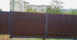 Купить распашные ворота из штакетника Чебаркуль, цена от 2715 руб.